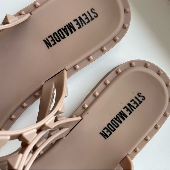 Steve Madden Skyler-J studded sandals - Picture 3 of 4